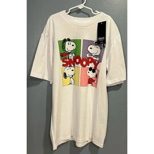 NWT Peanuts Snoopy T-Shirt - Youth Size Extra Large